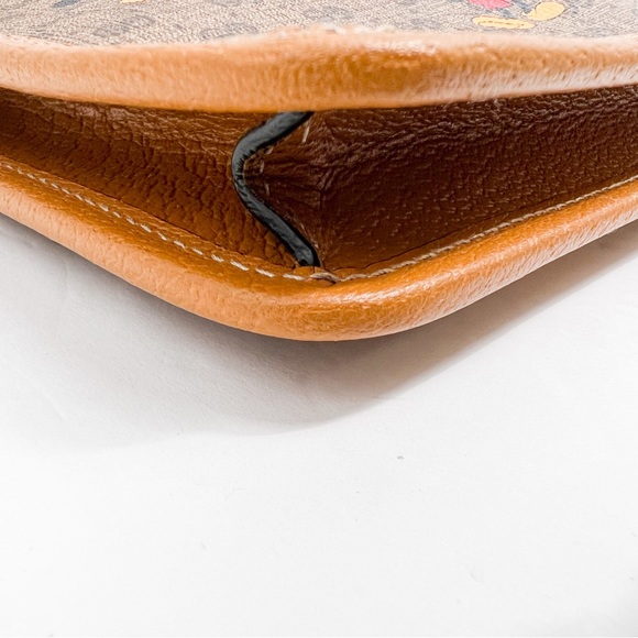 Gucci x Disney GG Supreme Mickey Mouse Pouch🔥🔥😳 - Picture 11 of 16